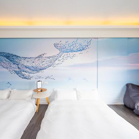 Lovestar Lakeside Hotel - Stars Building Nanwan Room photo