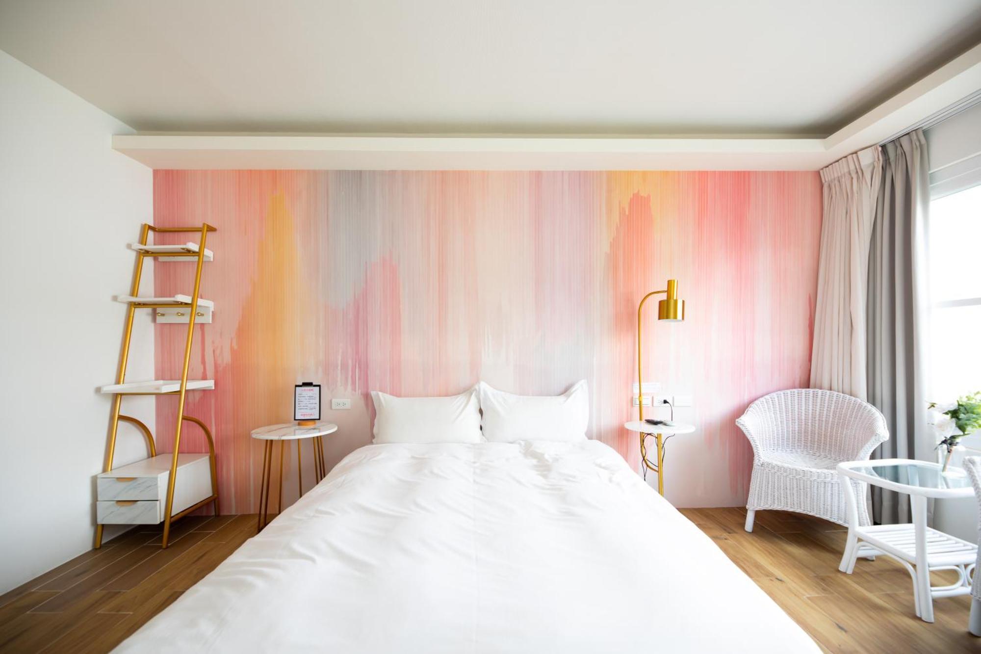 Lovestar Lakeside Hotel - Stars Building Nanwan Room photo